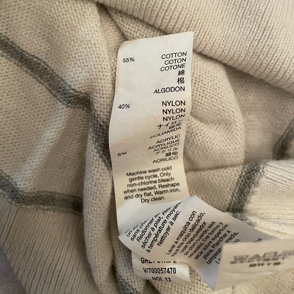 GAP sweater - size Medium - Picture 4 of 5